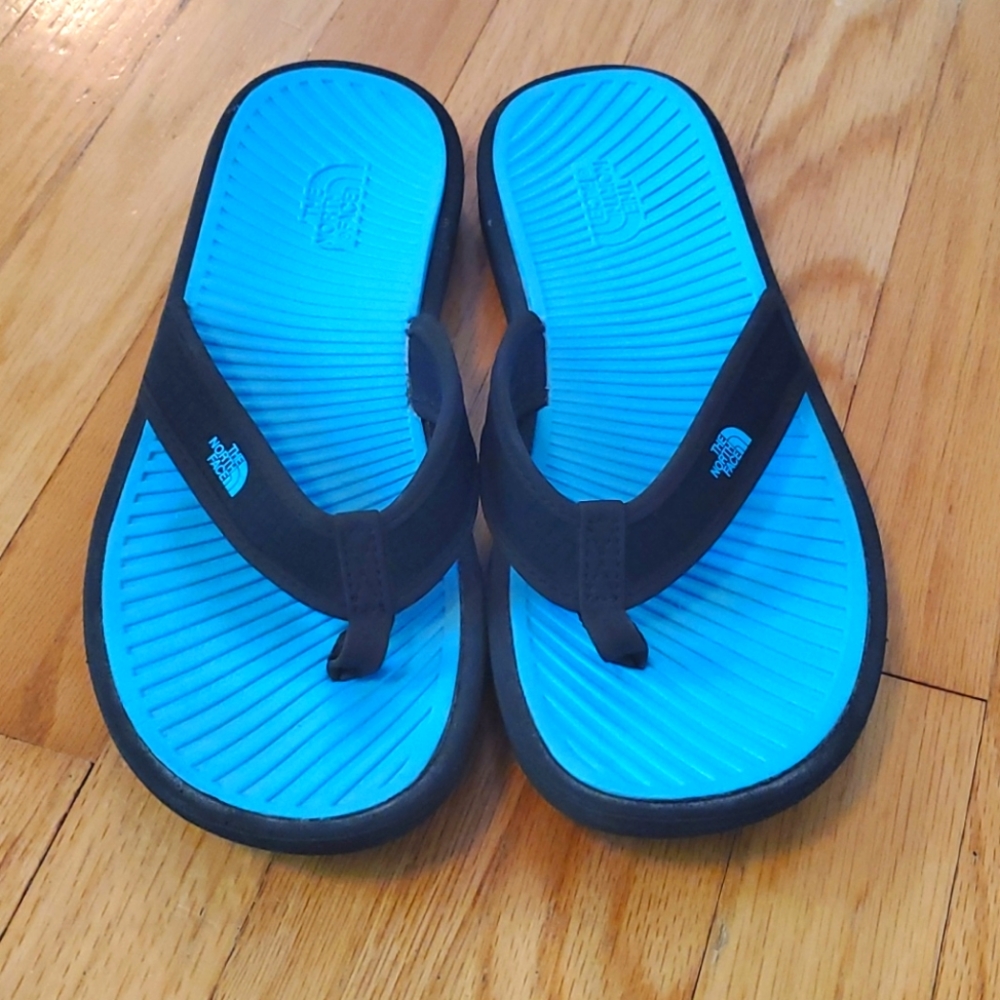 North Face flip flops - size 8